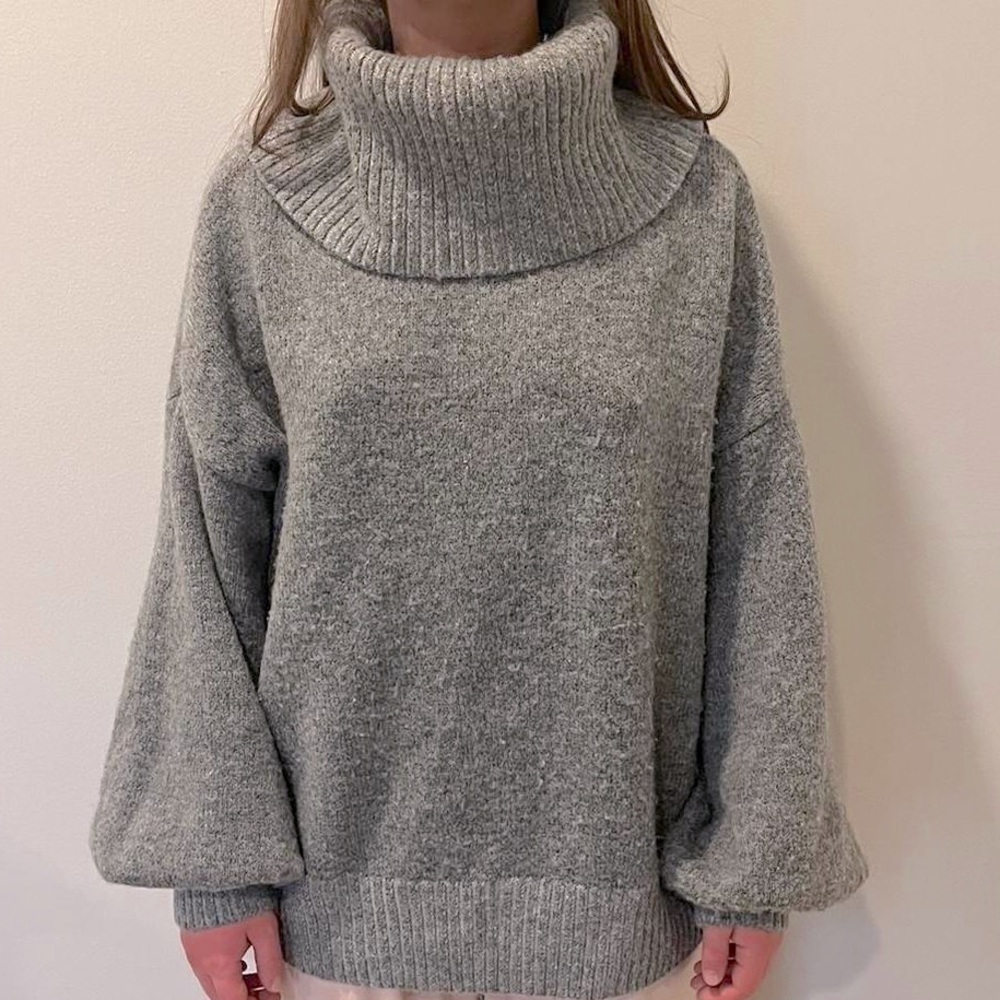 Small cowl neck oversized turtleneck warm gray express X negin mirsalehi sweater